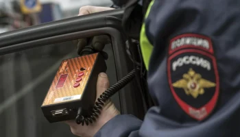 В Госдуме предложили отменить штраф за тонировку передних боковых стекол